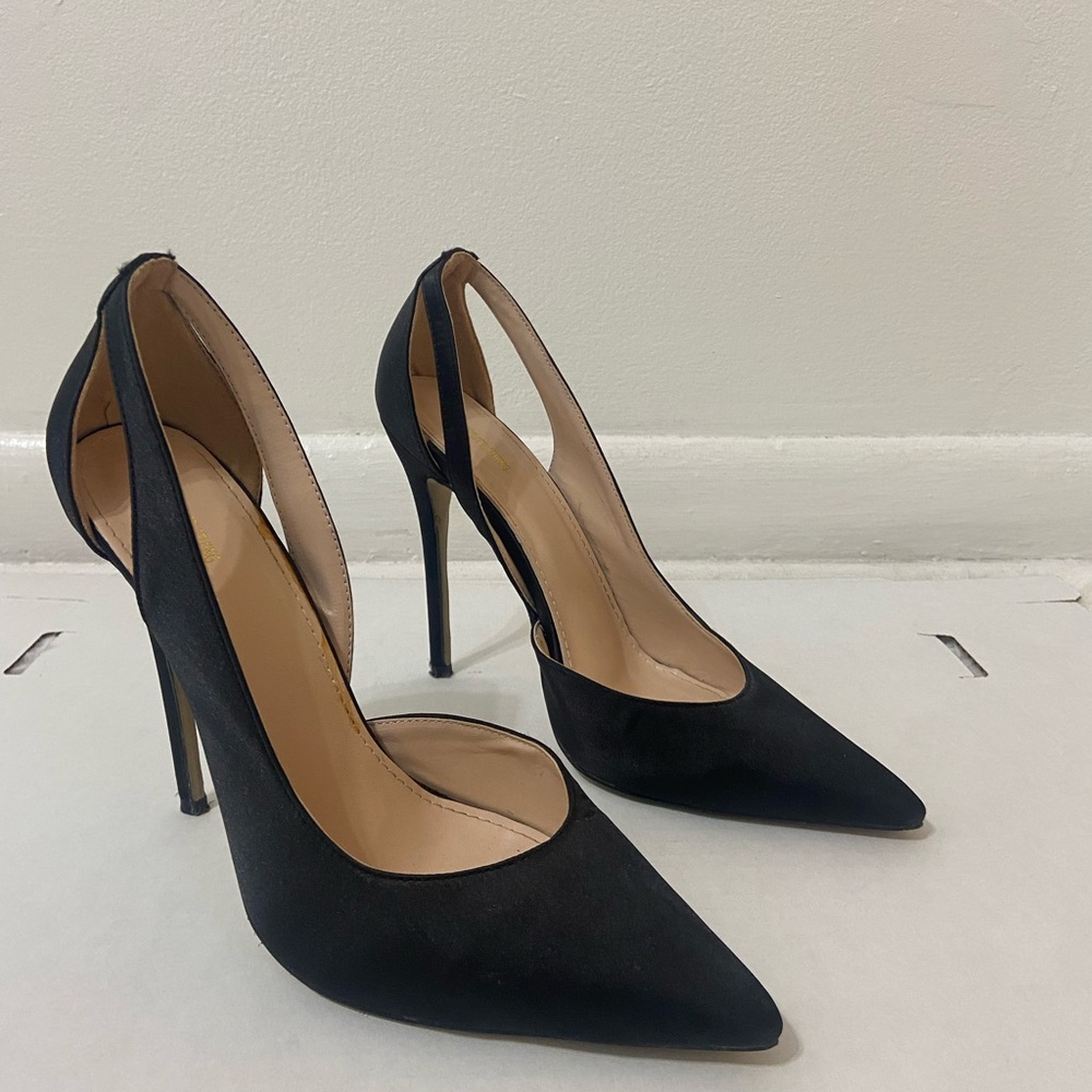 PrettyLittleThing Black Pointed Slingback Stiletto Heels